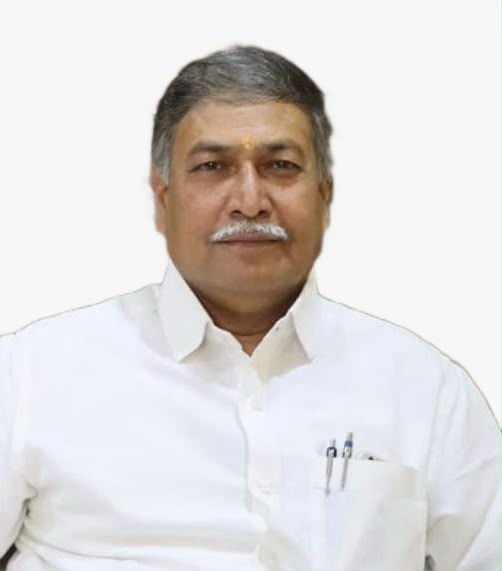 Ar. Ravindra S Tegnoor