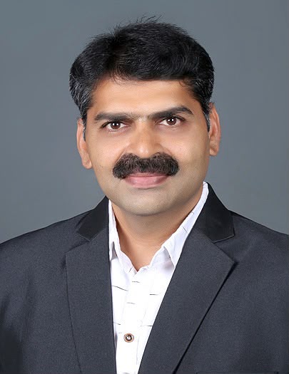 Ar. Kuldeep Hangirgekar